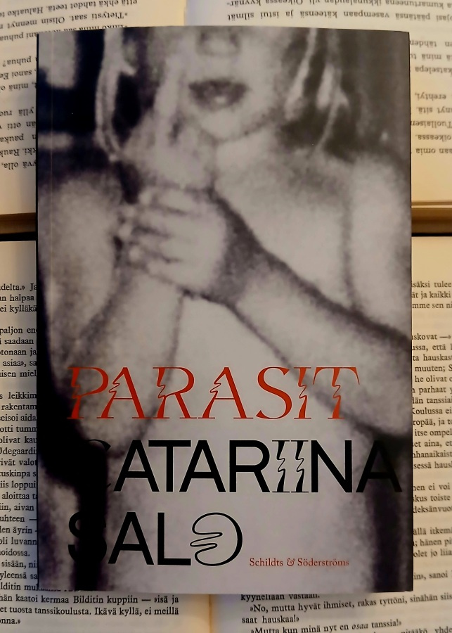 Catariina Salo - Parasit (häftad bok)