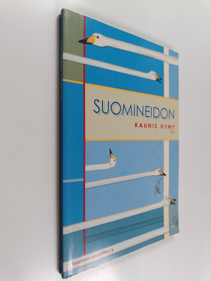Suomineidon kaunis hymy