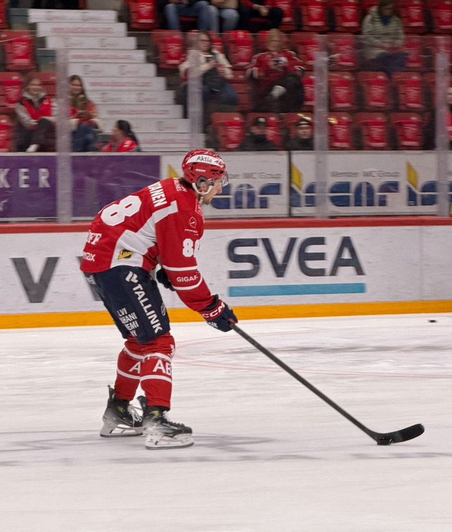 88 HUUHTANEN A, Game Worn Period 3