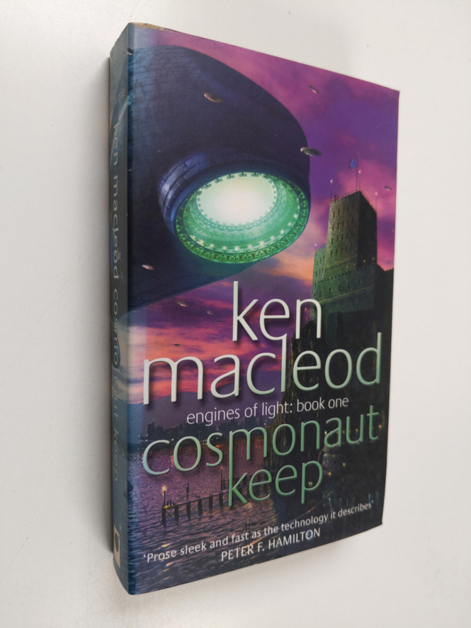 Ken MacLeod : Cosmonaut keep