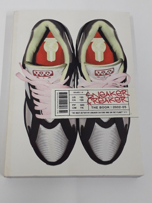 Sneakerfreaker- The Book (ENG, Simon Wood, kirja)