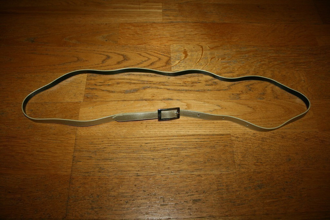 Kultainen vyö n. 115 cm