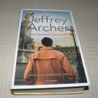Jeffrey Archer Kruunuakin kalliimpi - pikkukuva 1