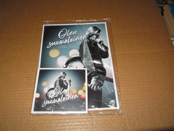 Kari Tapio CD+Elokuva Plakaati Olen Suomalainen UUSI