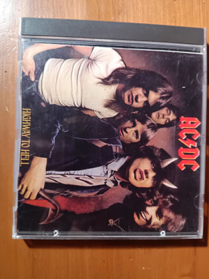 CD: AC/DC - Highway to Hell