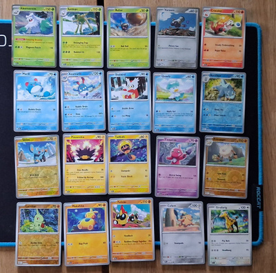 Pokemon kortit 20kpl (#31 Paldea Evolved)