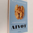 Kaja Nordengen : Ainutlaatuiset aivot - pikkukuva 1