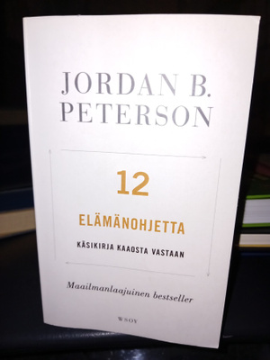 PETERSON  :  12 ELÄMÄNOHJETTA ( SIS POSTIKULU  )