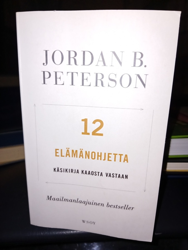 PETERSON  :  12 ELÄMÄNOHJETTA ( SIS POSTIKULU  )