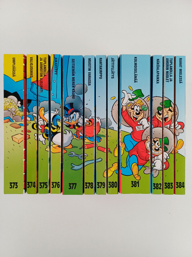 Walt Disney : Aku Ankan taskukirjat 373 -384