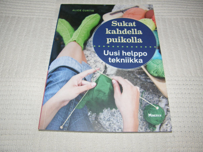 Alice Curtis Sukat kahdella puikolla