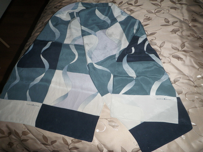 Marja Kurki silkkikaulaliina pitkä 143+42cm