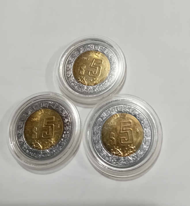 Myydään 3 Mexicon kolikkoa