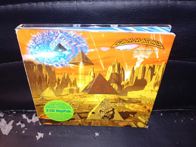 2CD Gamma Ray : Blast from the Past ( SIS POSTIKULU )