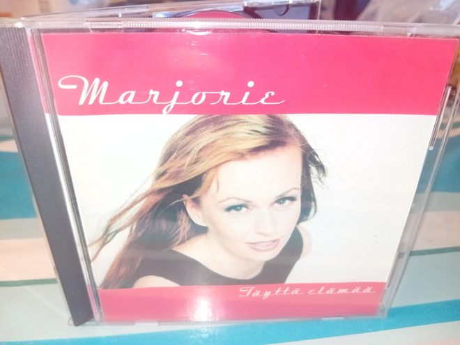 CD Marjorie : Täyttä elämää ( SIS POSTIKULU  )