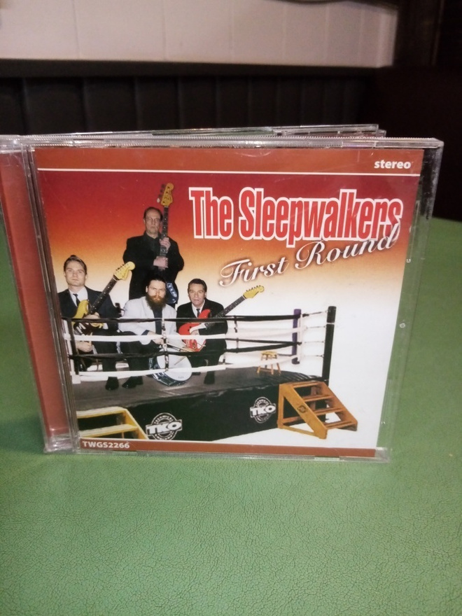 CD THE SLEEPWALKERS : First round ( SIS POSTIKULU)