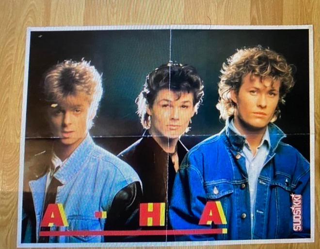 A-ha juliste ja keräilykortti 