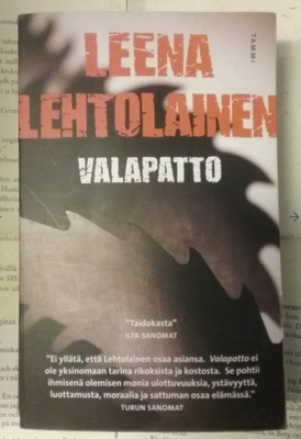 Leena LehtolaInen - Valapatto (pokkari)
