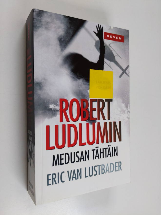Eric Van Lustbader : Robert Ludlumin Medusan tähtäin