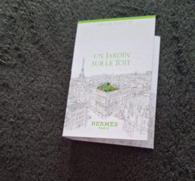 Hajuvesinäyte Hermes Un Jardin Sur Le Toit