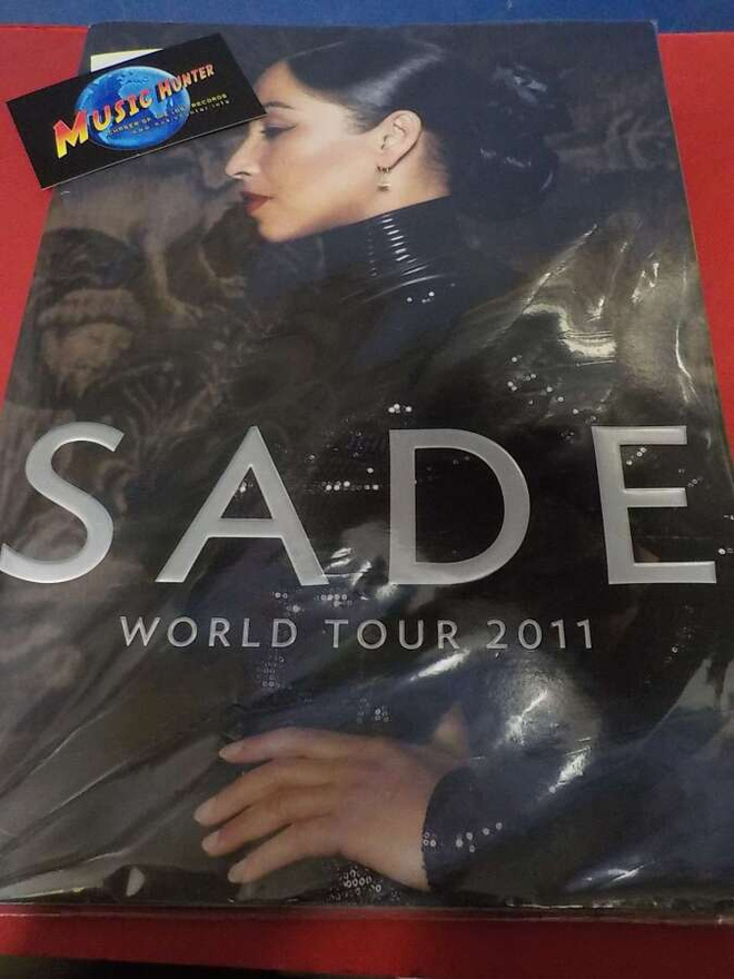 SADE WORLD TOUR 2011 KIERTUEKIRJA