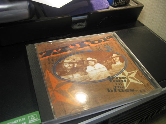 ZZ Top - One Foot In The Blues CD