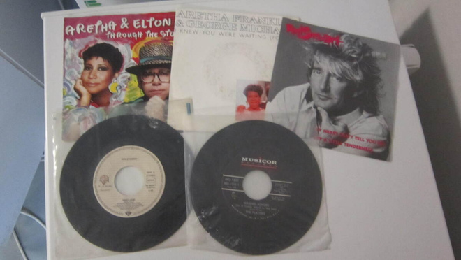 2. ulkomainen pop soul iskelmä 7" 10 kpl