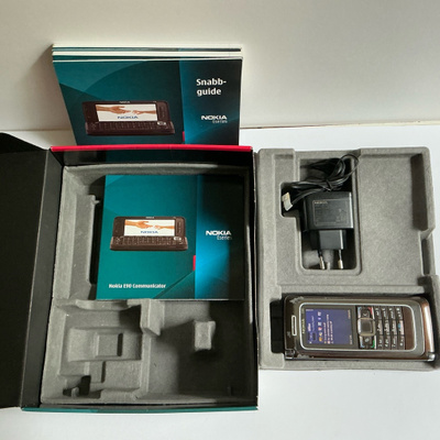 Nokia E90 Communicator – Täydellinen keräilypaketti