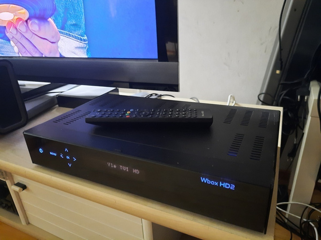 Wbox HD2 tallentava HD digiboksi (DVB-T2, DVB-C HD, 1000GB)