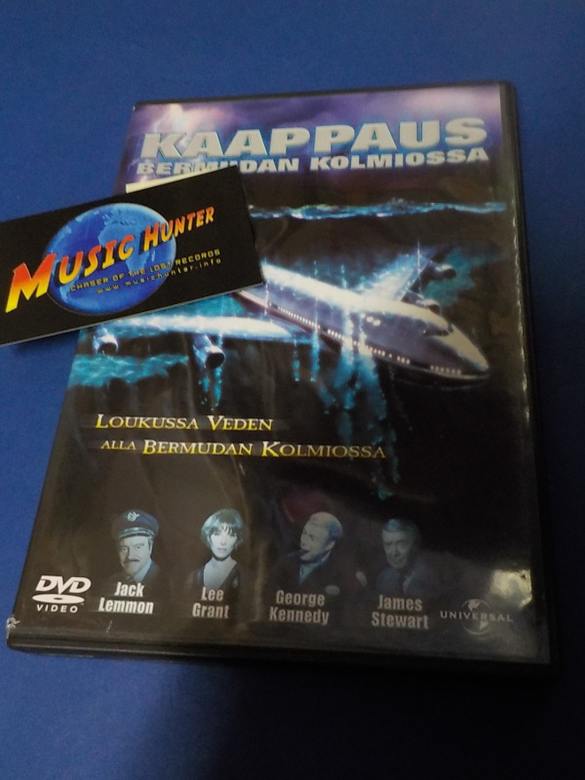 KAAPPAUS BERMUDAN KOLMIOSSA SUOMI PAINOS DVD (W)