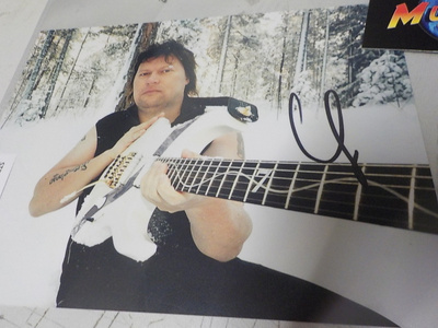 TIMO TOLKKI KUVA NIMMARILLA