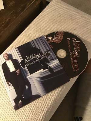 Ilkka Alanko Orchestra . Poplaulajan vapaapäivä CDS single