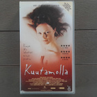 VHS: Kuutamolla (Minna Haapkylä, Peter Franzén 2002) - pikkukuva 1