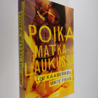 Lene Kaaberböl : Poika matkalaukussa - pikkukuva 1