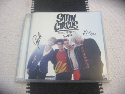 Satin Circus - Expectations