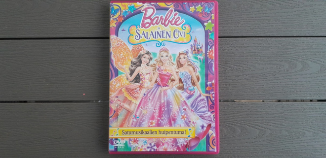 DVD: Barbie Ja Salainen Ovi (2014)
