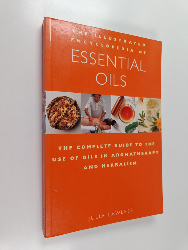 Julia Lawless : The Illustrated Encyclopedia of Essential...