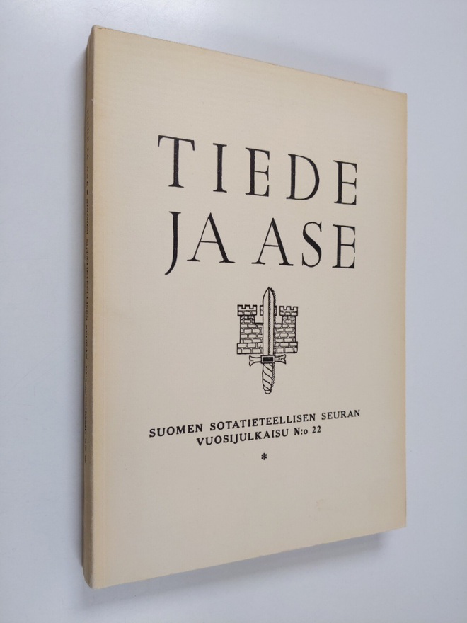 P. Multanen : Tiede ja ase N:o 22 :  Suomen sotatieteelli...