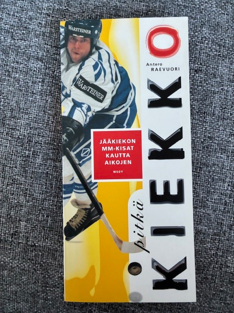 Pitkä kiekko	Antero Raevuori	WSOY	1997