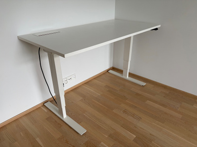 Sähköpöytä 160cm x 80cm