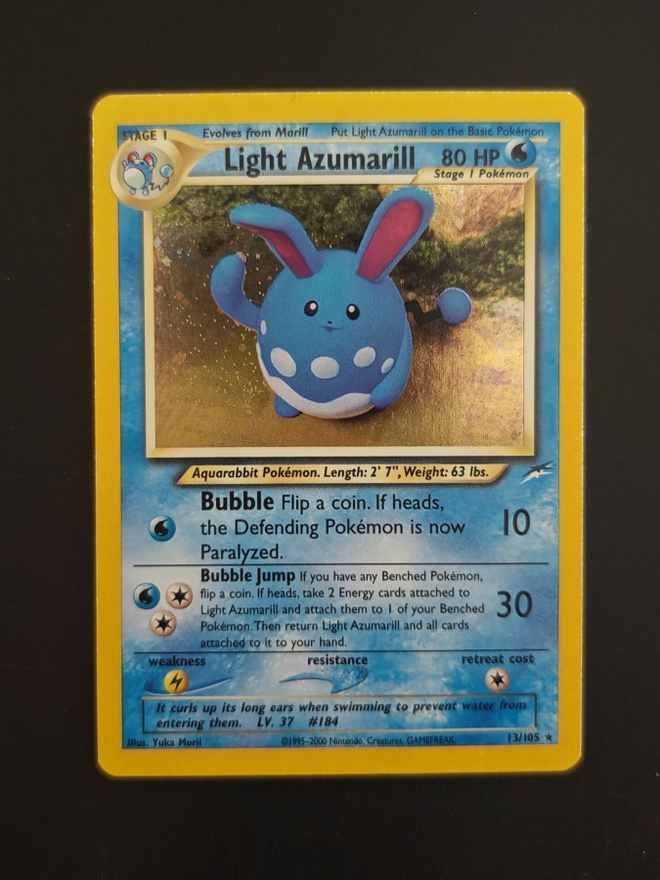 Pokemon kortti Light Azumarill Neo Destiny Holo 13/105