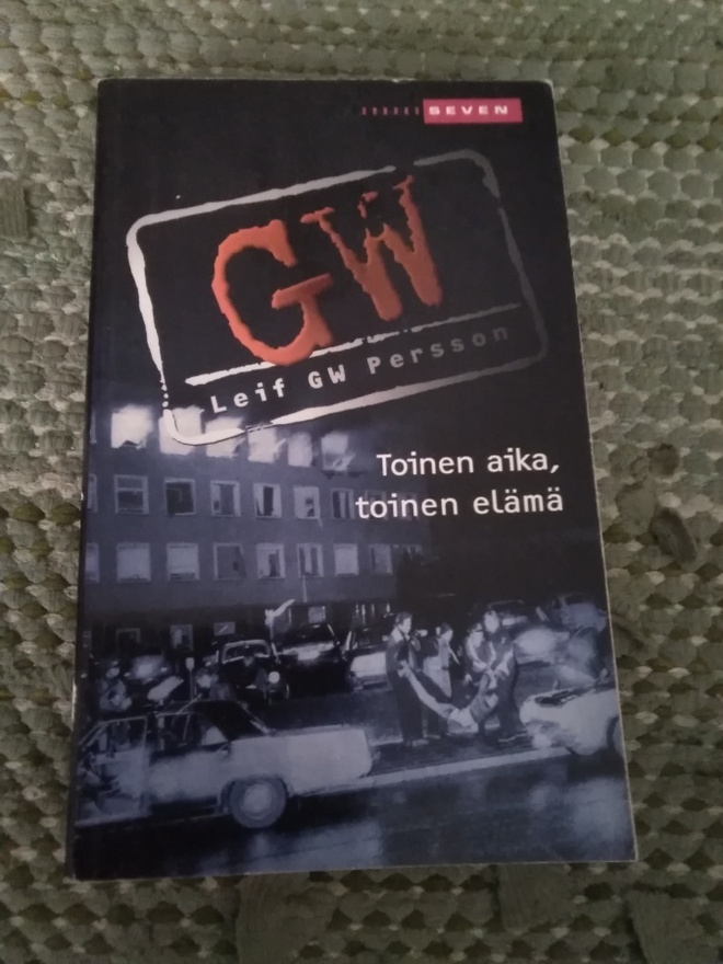 Leif GW Persson: Toinen aika, toinen elämä -pokkari-
