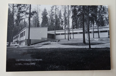 Espoo, Siikajärvi, Vähittäiskauppiasopisto, mv pk, ei p.
