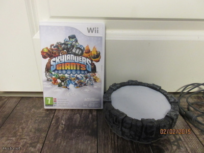 Wii Skylanders Giants (peli+portaali)