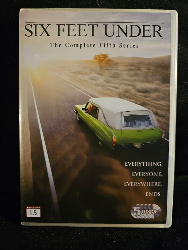 Mullan alla - Six Feet Under - 5. kausi (5xDVD)
