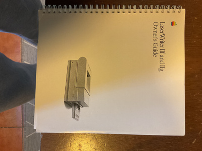 Macintosh opas LaserWriters IIf and IIG