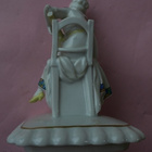Figuuri Nainen kitara tuoli posliinia korkeus 15cm siro - pikkukuva 4