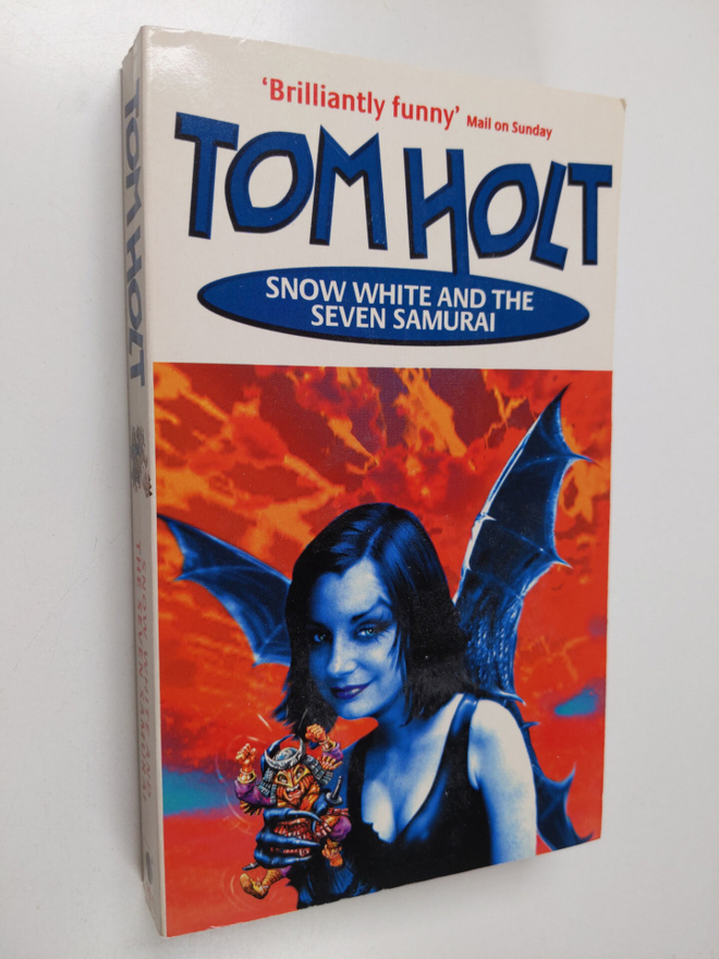 Tom Holt : Snow White and the Seven Samurai (signeerattu)