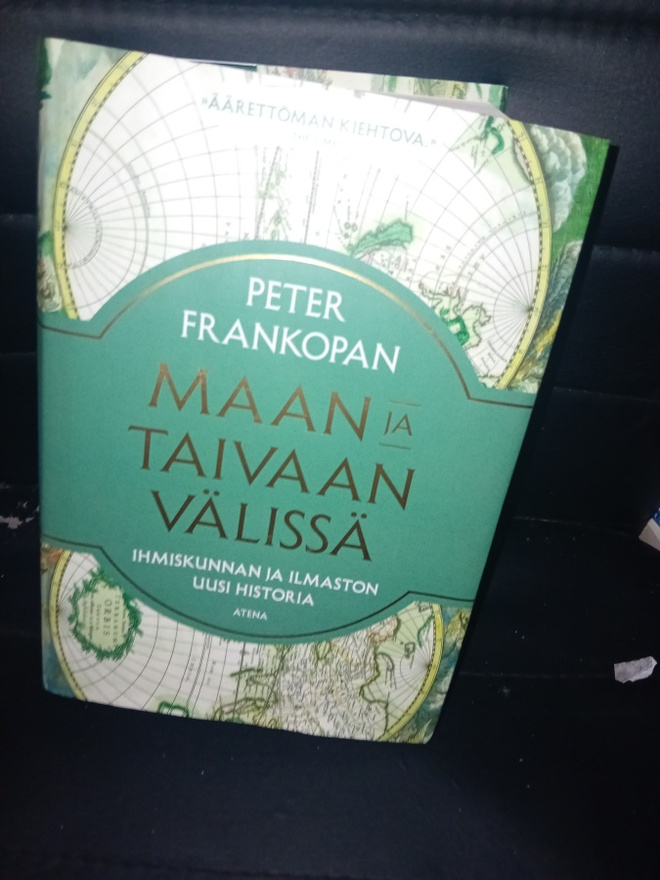 Frankopan : Maan ja taivaan välissä ( SIS POSTIKULU  )