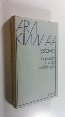 Arvi Kivimaa : Ystäviä : toinen sarja kasvoja valohämystä